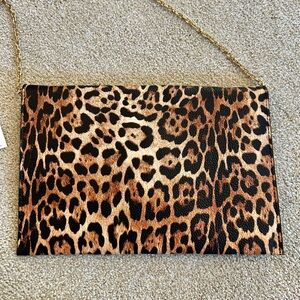 Francesca's Collections NWT  Brown and Gold Clutch leopard print.